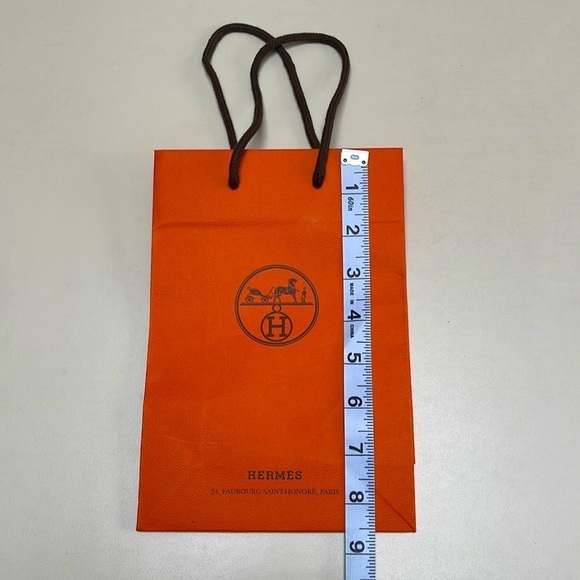 🆕 HERMES Extravagent Gift Bag Size 6” x 8.5” - Picture 4 of 6